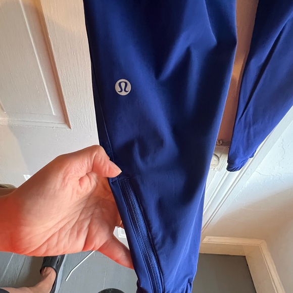 Lululemon Adapted State Full Length Jogger - Larkspur Size 8 - Picture 4 of 6